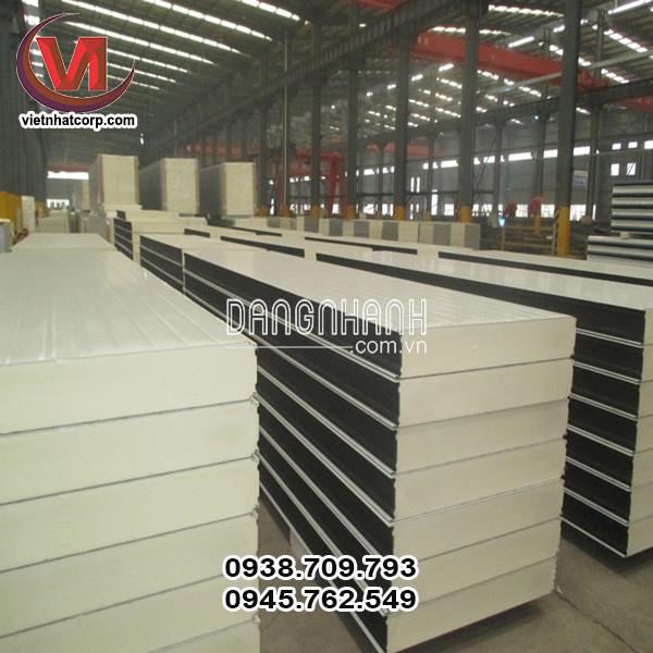 Tấm panel PU cách âm cách nhiệt Việt Nhật