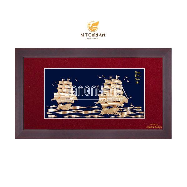 Tranh đôi thuyền thuận buồm xuôi gió dát vàng (54x93cm)