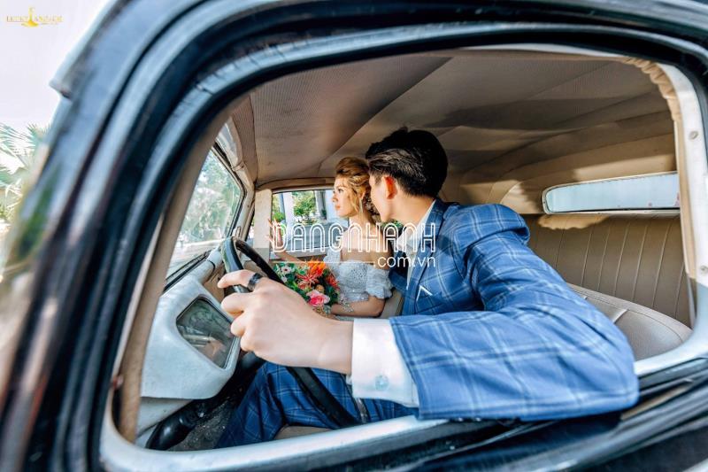 Chụp hình cưới ngoại cảnh Sài Gòn