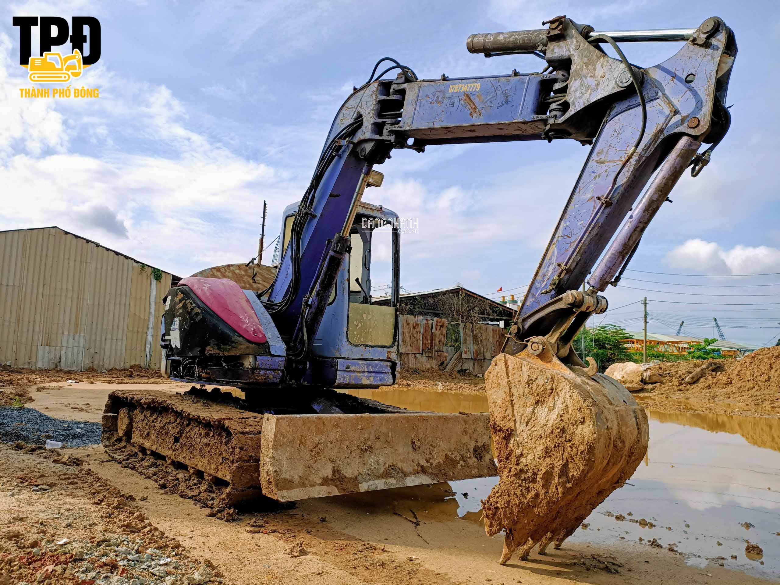    Xe cuốc 0.5M3 – TPĐ – C02