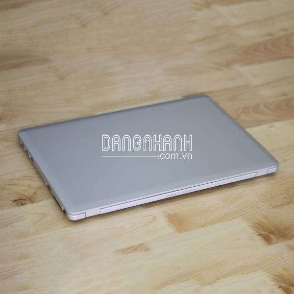 HP ELITEBOOK 9480M CORE I5-4310U RAM 4GB SSD 128GB 14.0 HD+