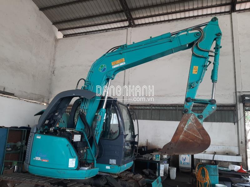 Máy xúc đào cũ KOBELCO SK 70SR-1ES