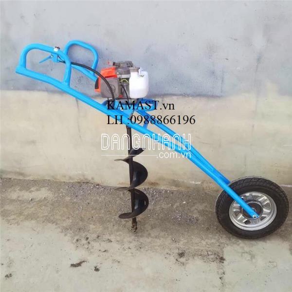 Máy khoan đất trồng cây bánh xe Kamast 2 thì