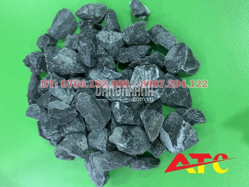 Đá dăm trang trí sân vườn 