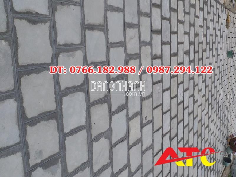 Đá sa thạch lát sân vườn