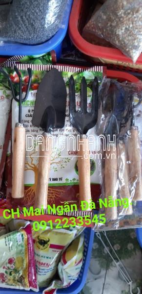 Bộ dụng cụ làm vườn