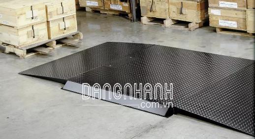 Cân sàn 2,5 tấn, sàn 1m x 1m có dốc lên xuống