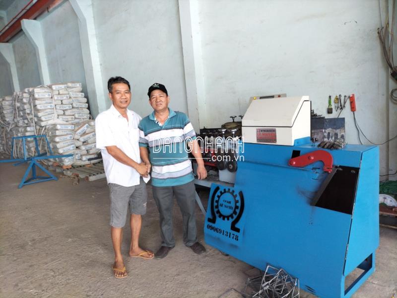 Giao máy bẻ đai tai dê tại Kiên Giang
