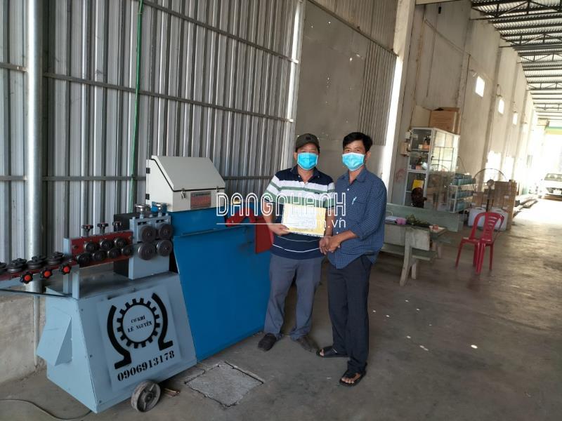 Máy bẻ tay dê tại Cà Mau