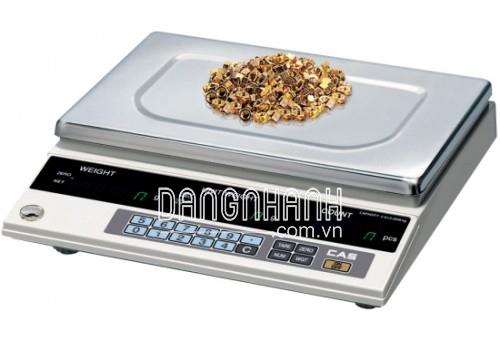 Cân chuyên đếm 3 màn hình CS 5kg, Hàn Quốc