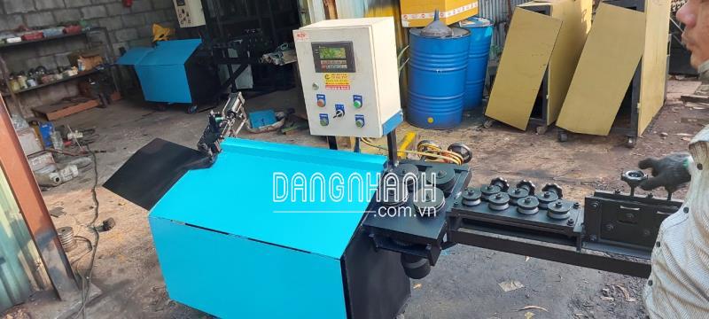 Máy bẻ đai sắt cũ