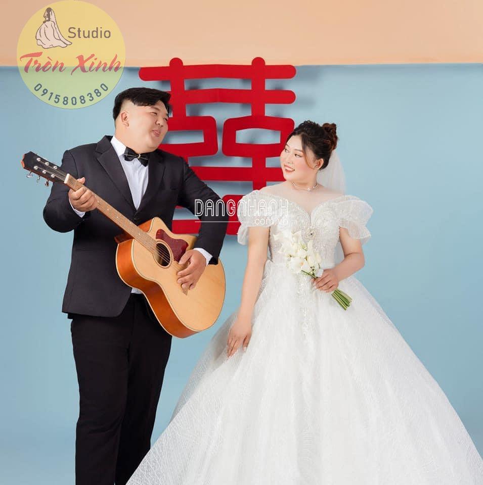 Tròn Xinh Bigsize có đa dạng các mẫu áo cưới,vest dành cho 80kg-200kg