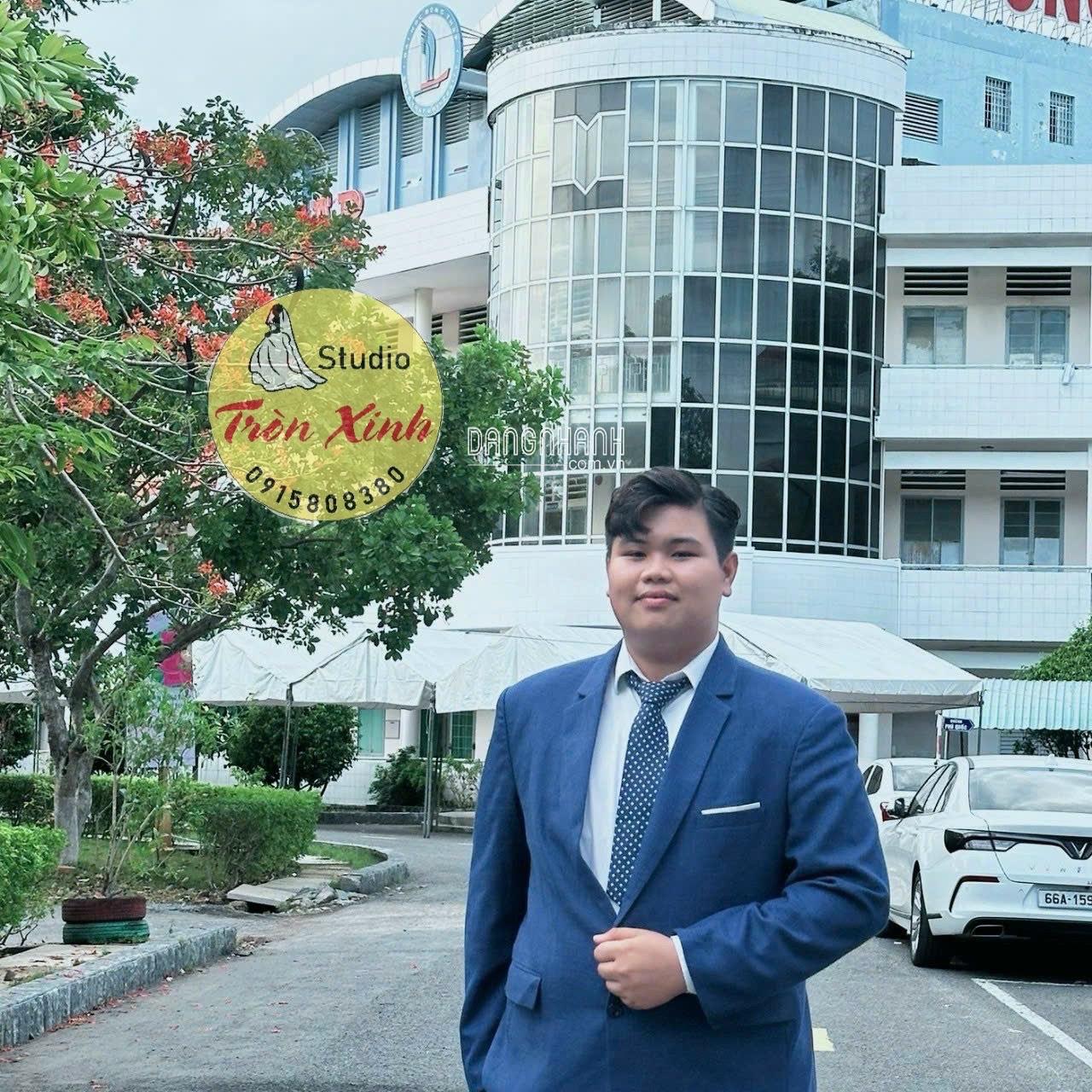  Cho thuê vest sẵn đến 200kg cho các chàng béo tại Tròn Xinh