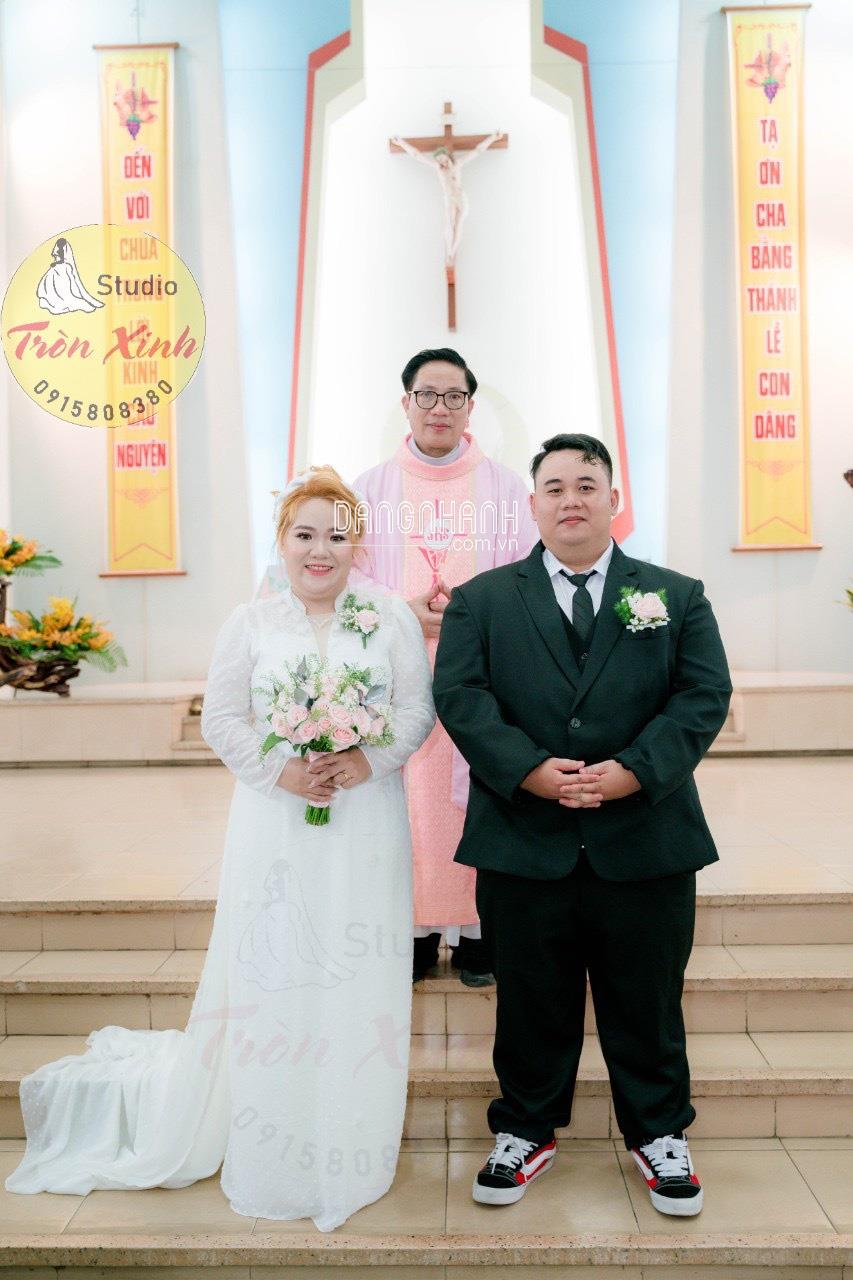 Không chỉ có áo cưới,Tròn Xinh có cả áo dài bigsize cho cô dâu mũm mĩm