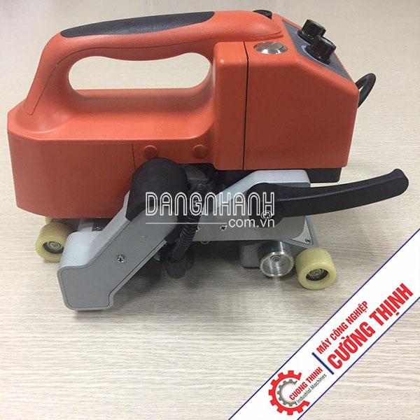 Máy Hàn Bạt Nhựa HDPE Tự Động G610